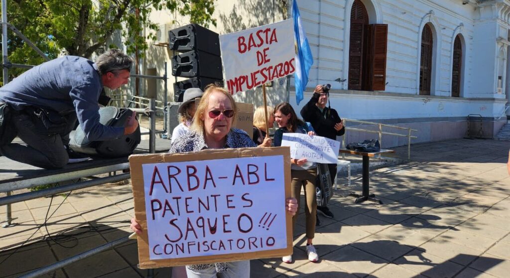 Conflicto con el campo: los productores mantienen el fuego cruzado con Kicillof por los impuestos al agro en la provincia. 