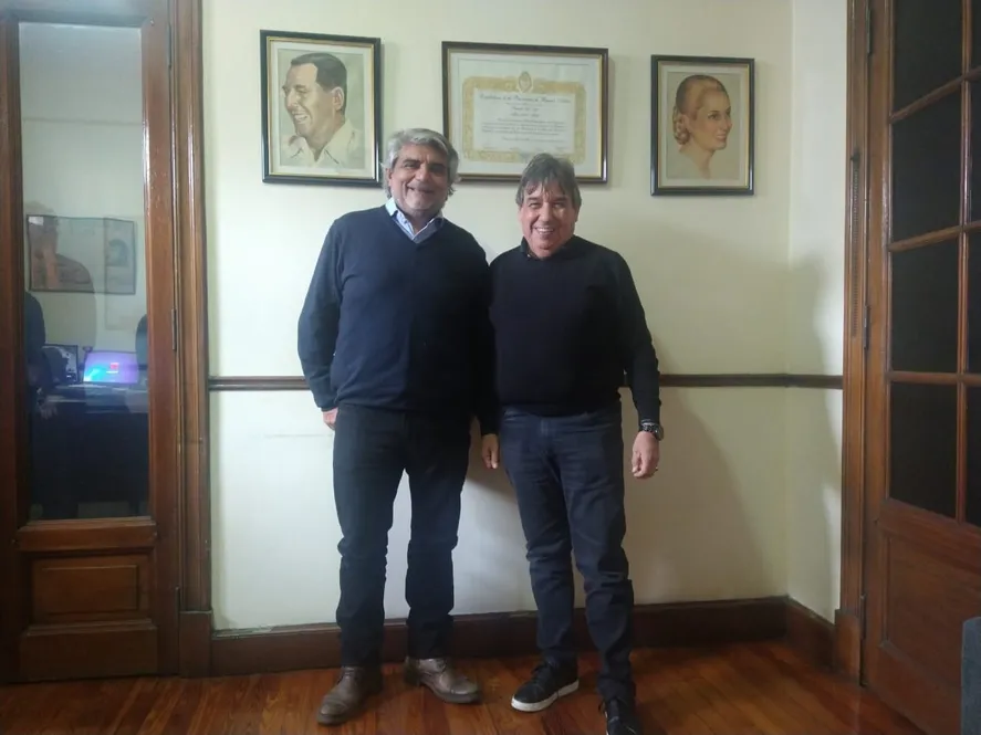 Consejo de Empleo Municipal: El titular de FESIMUBO junto al ministro de Trabajo bonaerense, Walter Correa. 