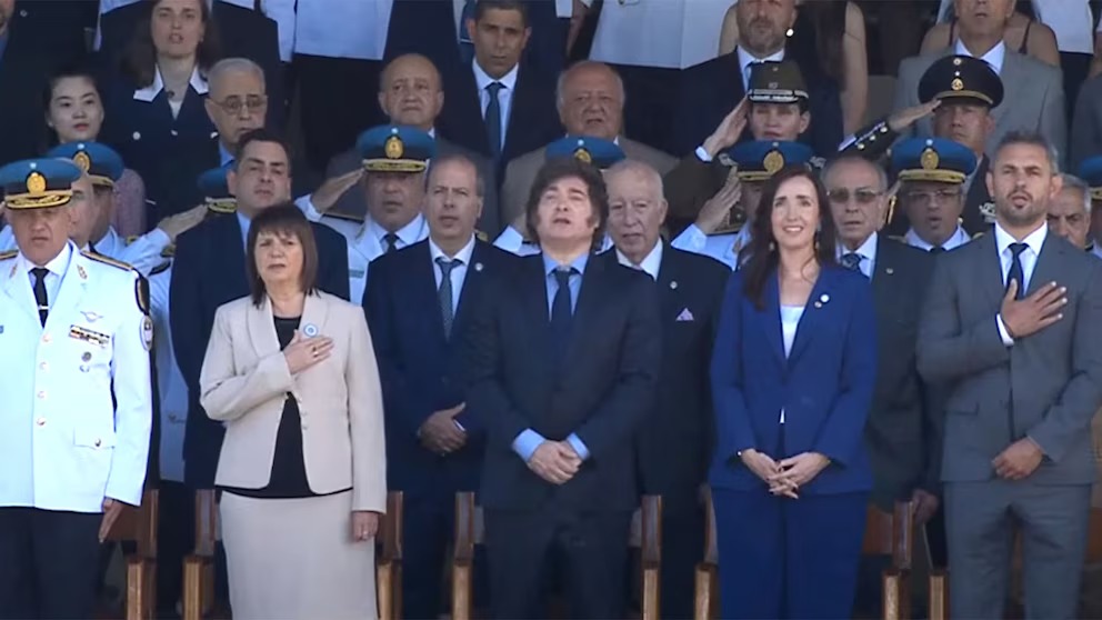 Milei y Villarruel se encontraron en el acto por los 203 años de la Policía Federal.