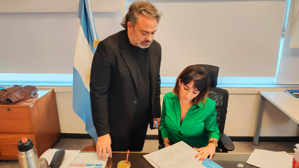 Gianni y Ariel Romano renunciaron a sus funciones en Capital Humano para hacer política en el conurbano bonaerense.