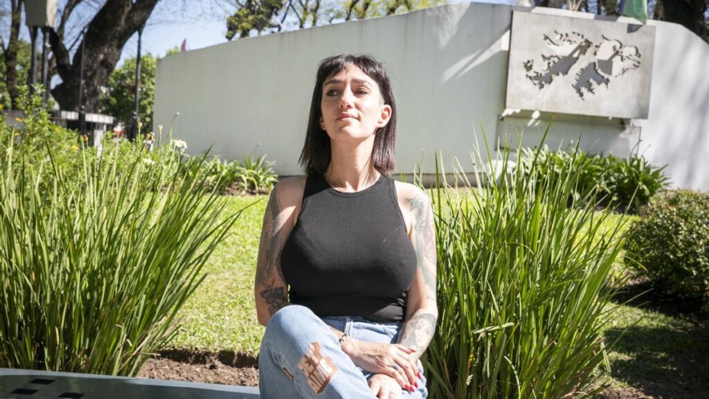 Leila Gianni se expresó sobre el polémico viaje de Espinoza: "podría convertirse en un punto de referencia para que los funcionarios rindan cuentas sobre sus actos" 