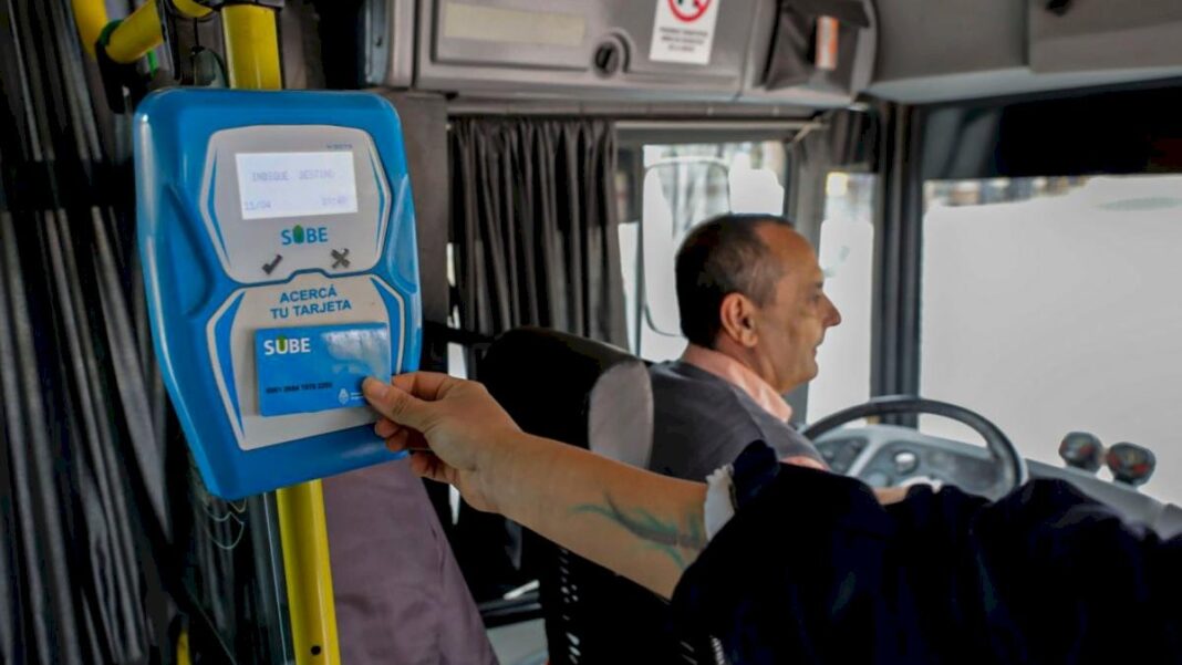 El gobierno nacional oficializó un nuevo esquema de subsidios al transporte público para el AMBA., vinculado a la demanda del servicio.