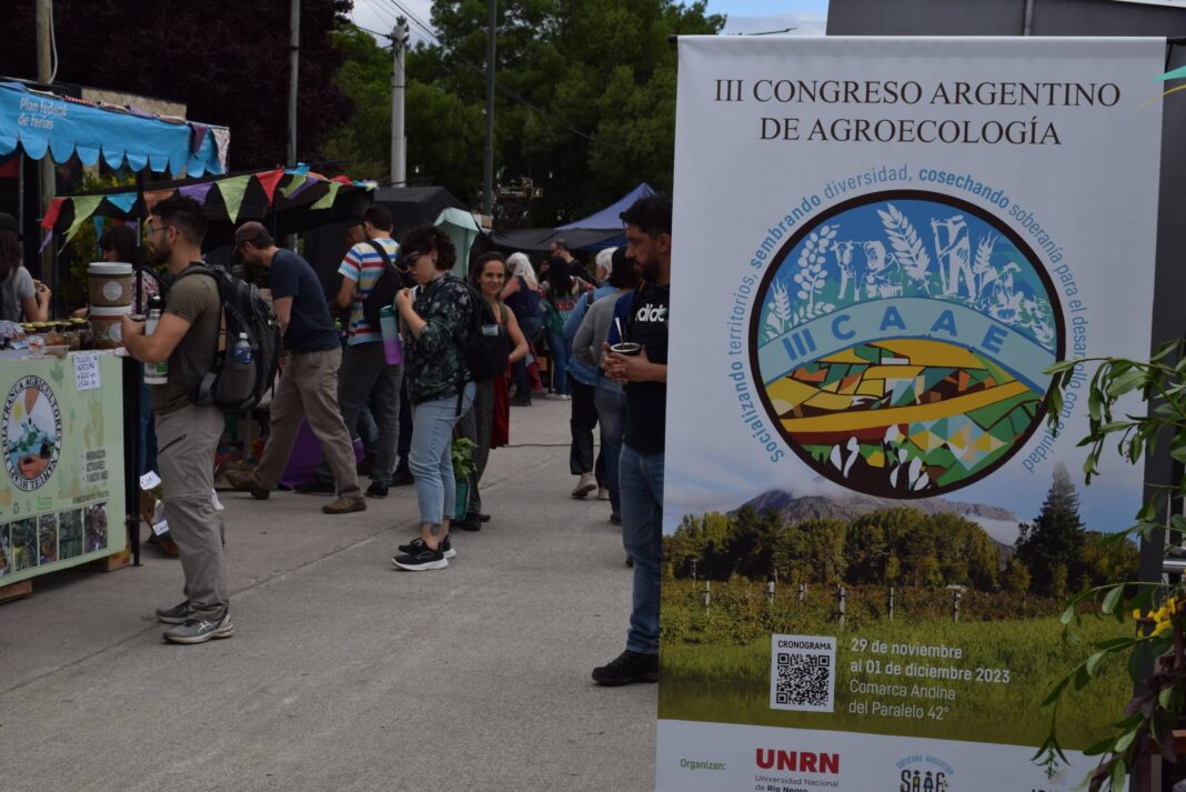 El Ministerio de Desarrollo Agrario bonaerense, a cargo de Javier Rodríguez, da comienzo al 1º Congreso de Agroecología en Luján. Repasa la agenda completa.