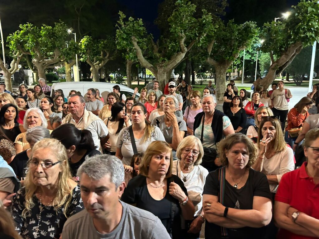 La decisión de Giles de desprenderse de FEMEBA que generó una ola de manifestaciones de afiliados del IOMA en toda la provincia.