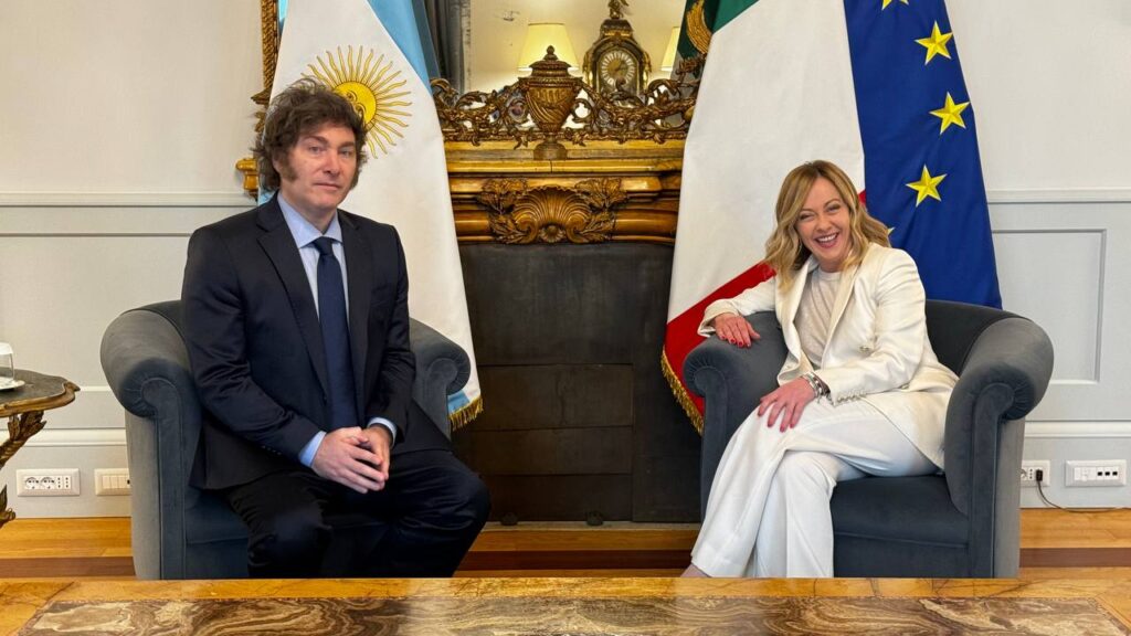 La primera ministra de Italia, Giorgina Meloni, confirmó el viaje a Argentina para reunirse con el presidente, Javier Milei.