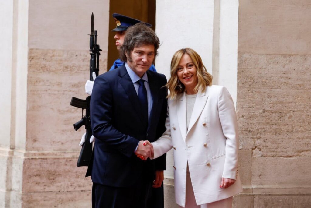 La primera ministra de Italia, Giorgina Meloni, confirmó el viaje a Argentina para reunirse con el presidente, Javier Milei.