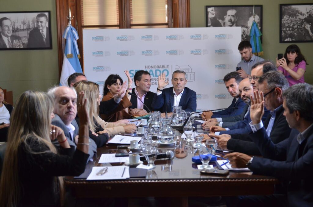 Senadores dictaminaron el RIGI bonaerense y podría tratarse este jueves en el recinto. 