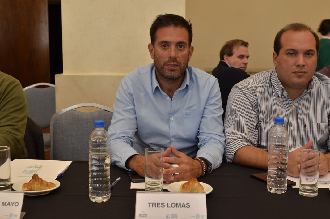 El intendente de Tres Lomas, Luciano Spinolo, pidió posponer la llegada del programa provincial Mercados Bonaerenses a la comuna que conduce.
