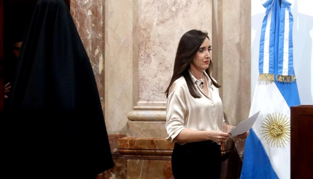 Al reclamo de los diputados libertarios, se suma la crítica de la vicepresidenta Victoria Villarruel sobre los libros de ESI: "Dejen de sexualizar a los chicos".