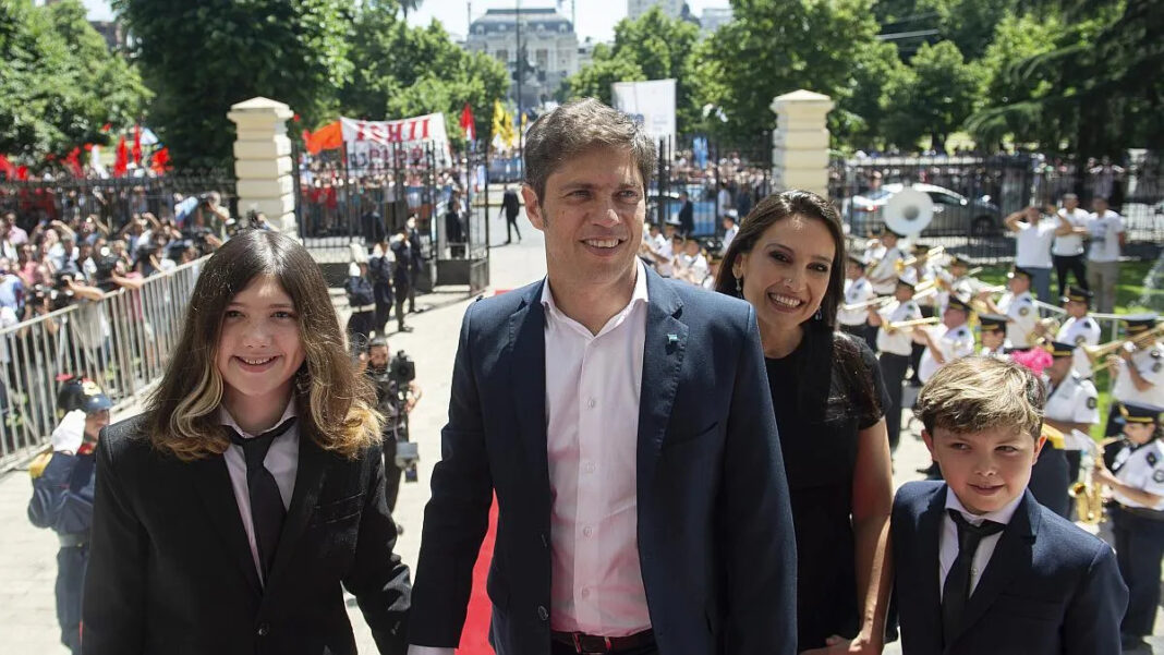 El gobernador bonaerense, Axel Kicillof, dirá presente este viernes en la inauguración del nuevo sistema de luces y campanas de la Catedral de La Plata.