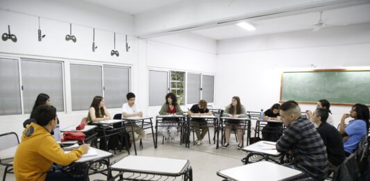 El proyecto de la diputada Luciana Padulo para incorporar la educación emocional en las escuelas bonaerenses sorteó otra comisión.