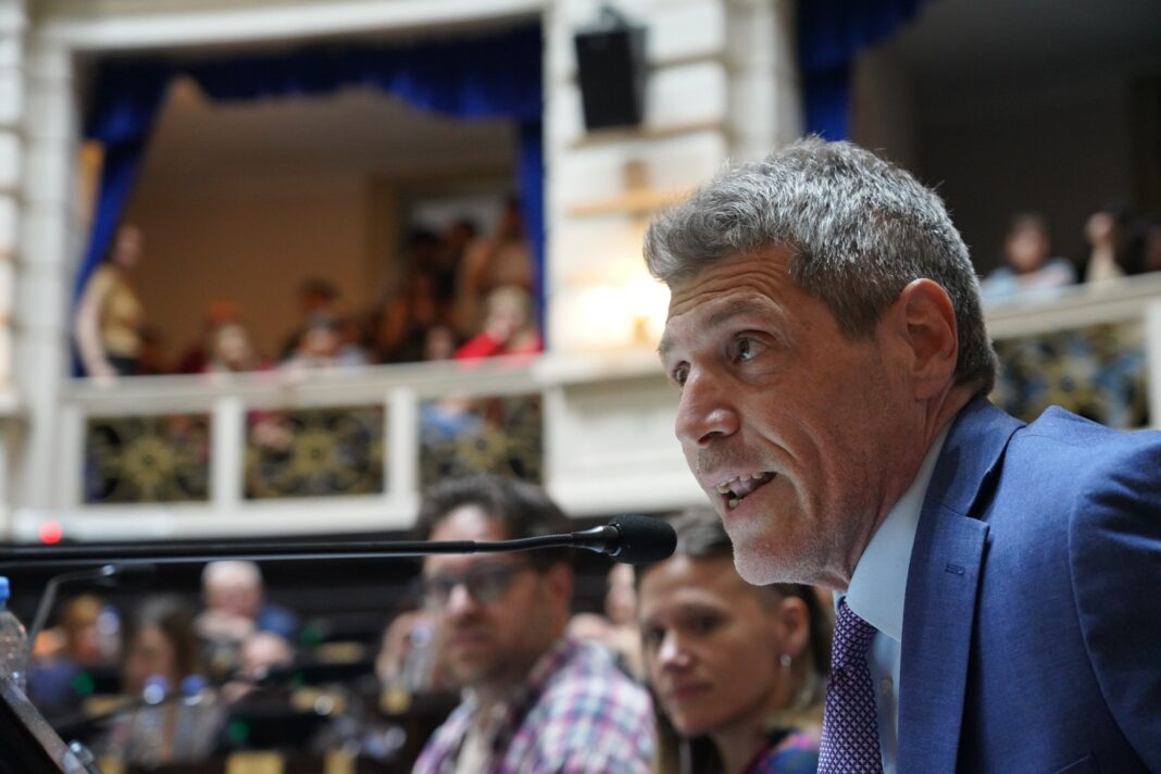 El diputado Guillermo Castello calificó como 