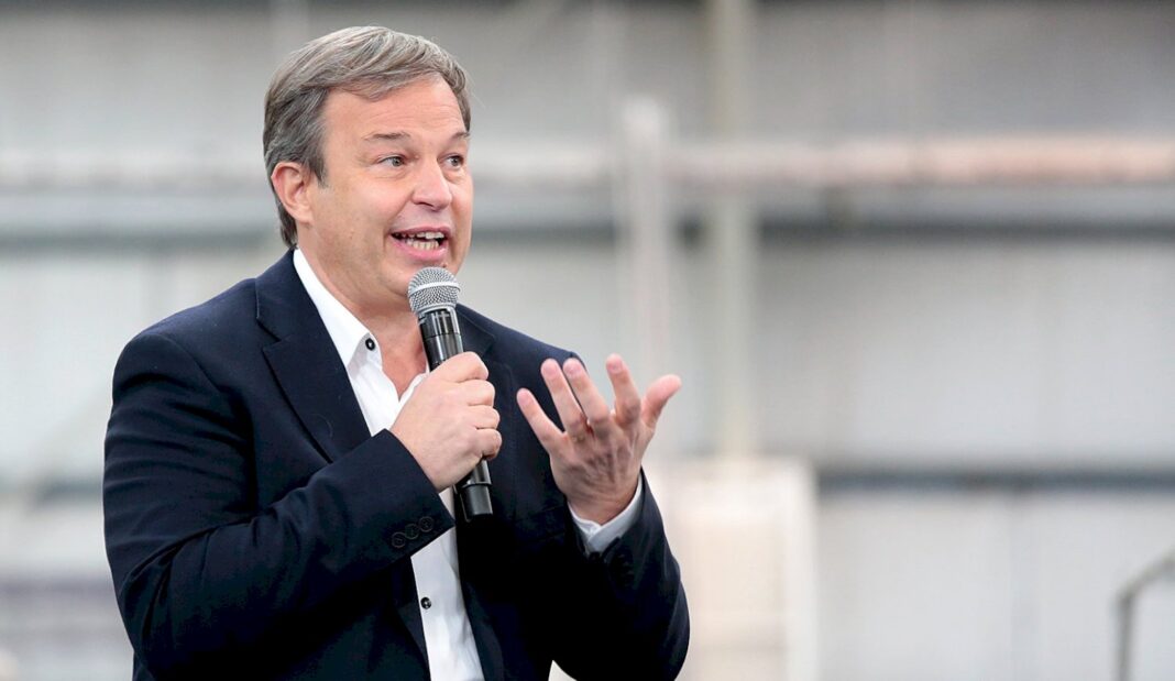 El diputado bonaerense, Mariano Cascallares, repudió la privatización del Hospital “El Cruce” de Florencio Varela por parte del Gobierno nacional, a cargo de Javier Milei.