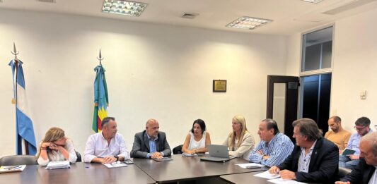 Previo al debate en la Legislatura, la Mesa de Enlace bonaerense acercó a legisladores opositores las modificaciones que buscan implementar en la Ley Impositiva.