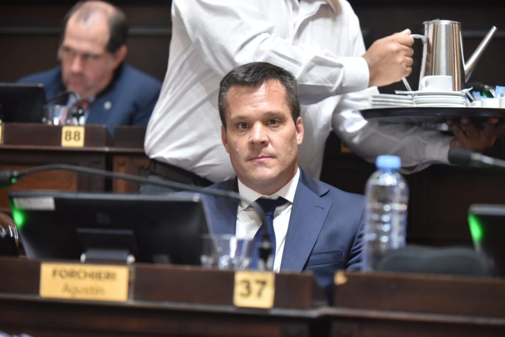 Legisladores opositores le reclamaron al Ejecutivo de Kicillof que pague las deudas del 2024 antes de debatir el Presupuesto 2025.
