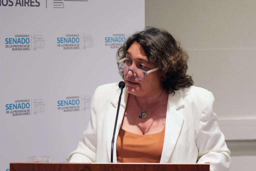 La senadora Eugenia Gil salió a reclamar por la obra del Nodo Bragado “más allá de lo que ocurra con el Presupuesto 2026”.