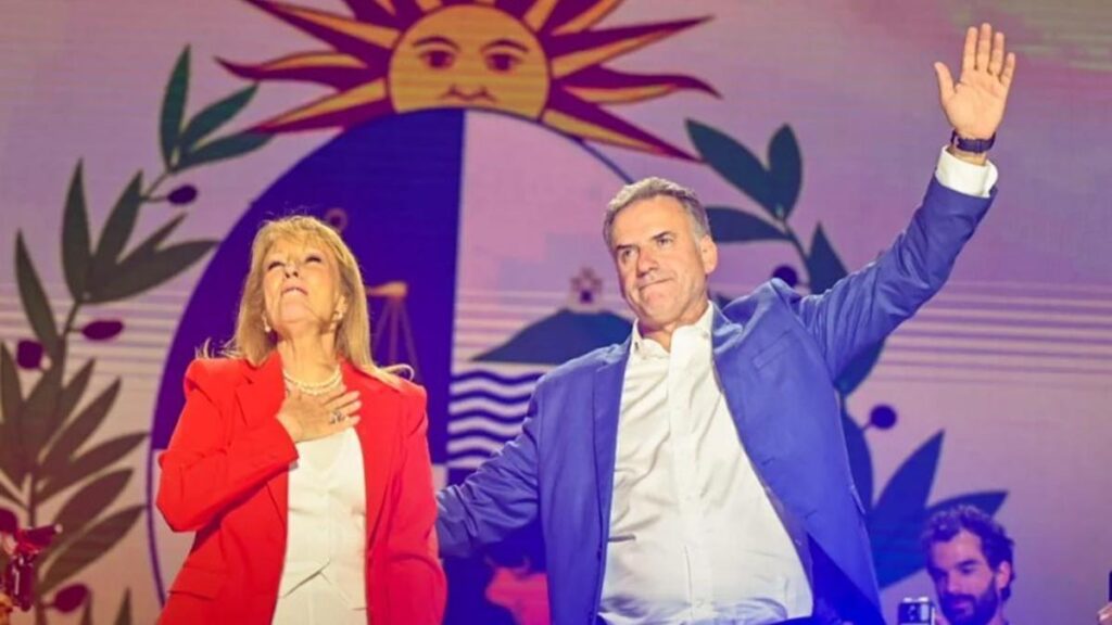 El presidente electo de Uruguay, Yamandú Orsi, anunció que invitará a su par de Argentina, Javier Milei, a participar de su acto de asunción.
