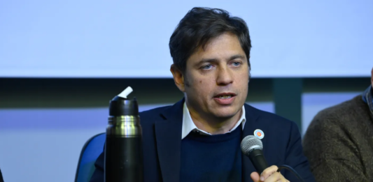 Kicillof avanza en la regularización de deudas clave con los municipios para destrabar la discusión legislativa del Presupuesto 2025 y la Ley Impositiva.