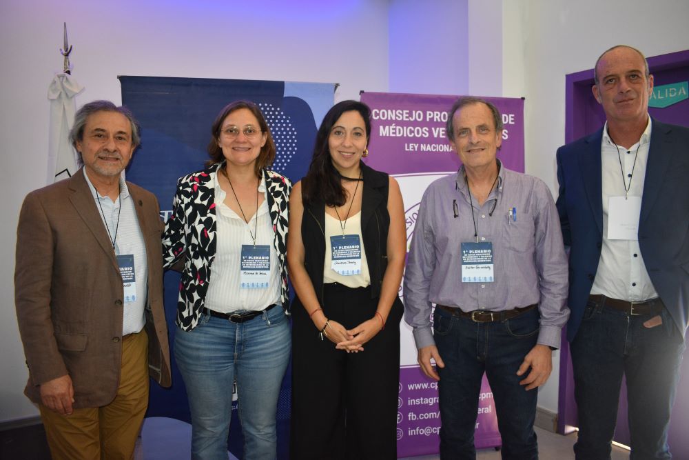 El Colegio de Veterinarios de la provincia de Buenos Aires, cuyo titular es Osvaldo Rinaldi, fue promotor del plenario.