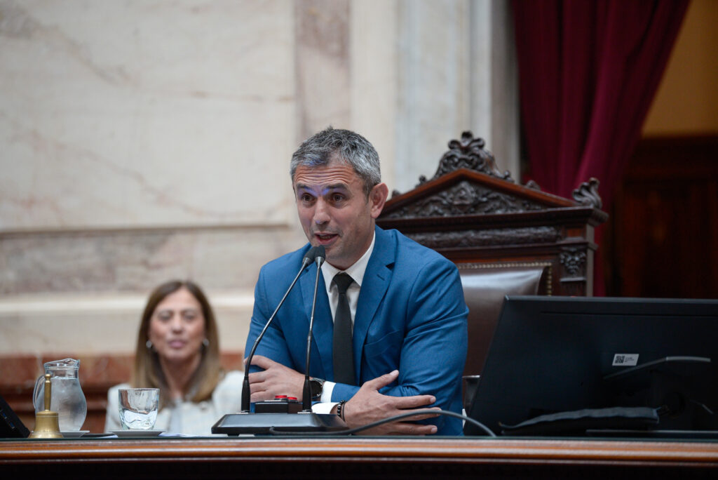 El titular de la Cámara de Diputados de la Nación, Martín Menem, inició el 2025 con un endurecimiento del régimen laboral. De qué trata.