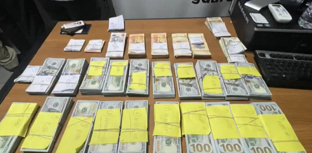 El monto incautado al senador nacional en el paso fronterizo supera los 200 mil dólares. El incidente ya motorizó otras investigaciones paralelas por enriquecimiento ilícito y lavado de dinero. 