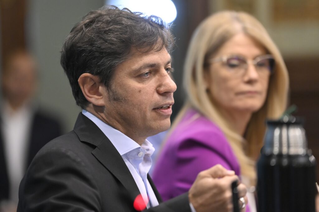 La Justicias estadounidense sentenció que el país debe pagar alrededor de USD 400 millones por la expropiación de Aerolíneas Argentinas. 