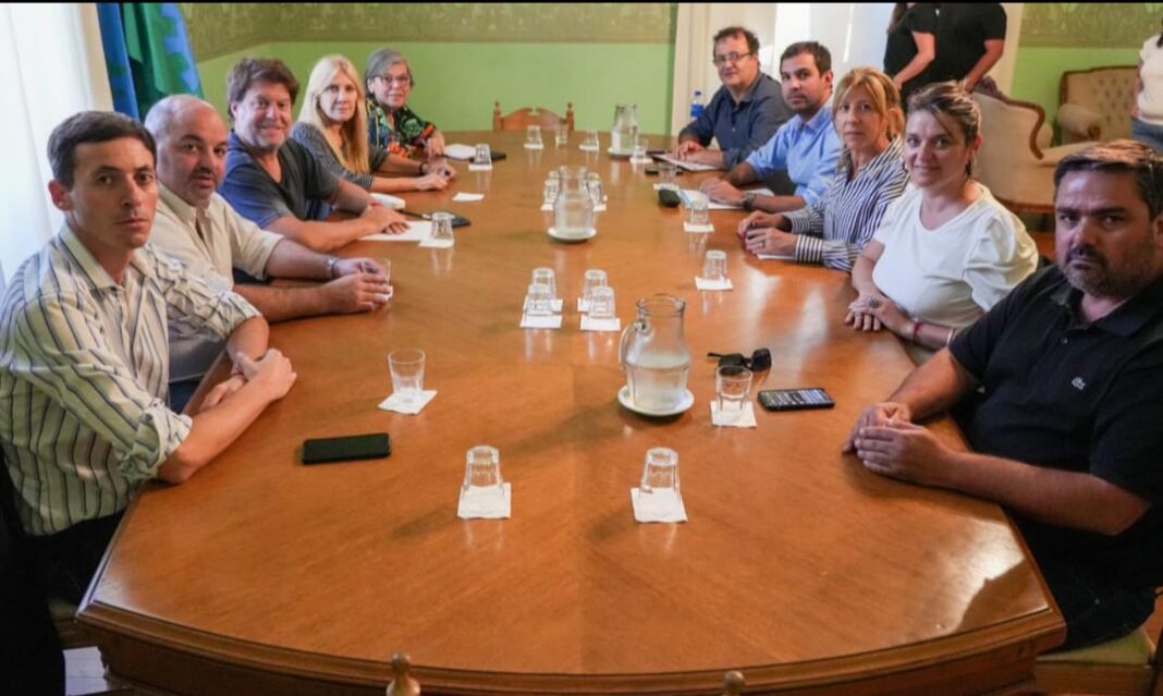 El bloque UCR + Cambio Federal de la Legislatura bonaerense rechazaron el Presupuesto 2025 y la Ley Fiscal e Impositiva.
