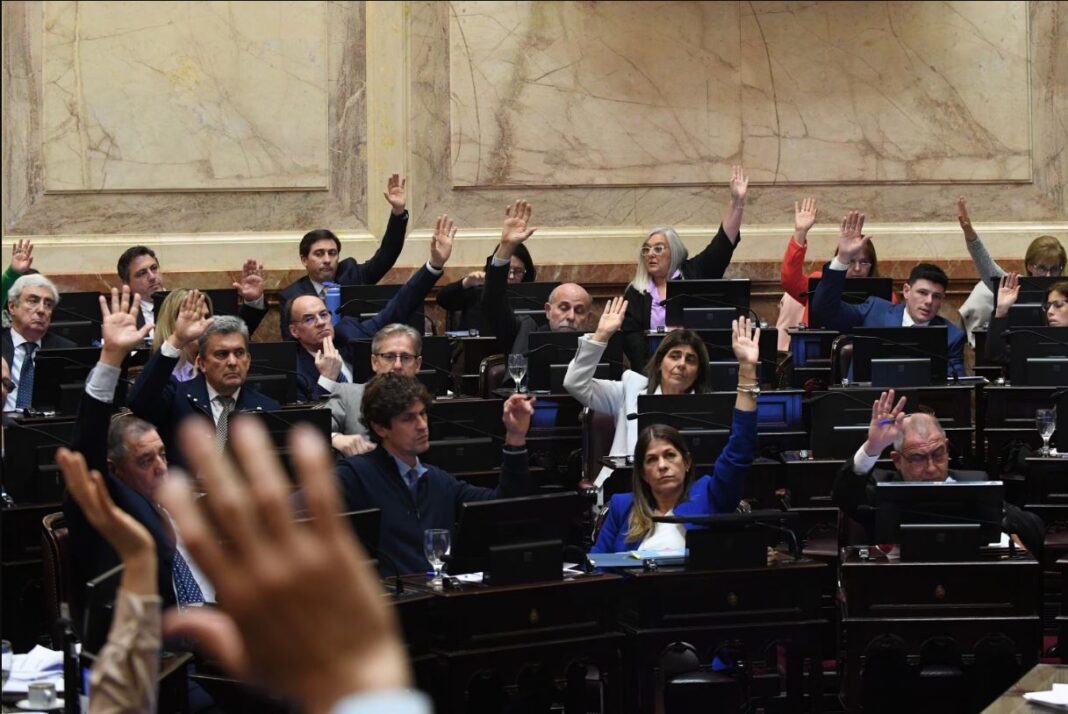 Los senadores nacionales preparan un aumento de sus dietas que contrasta con el discurso de austeridad del Gobierno de Javier Milei.