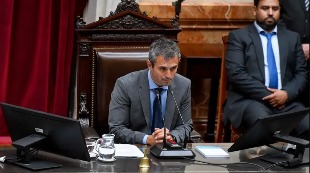 El Senado discute el valor de los módulos mientras los legisladores recibirán en enero el beneficio conocido como "Dieta 13".