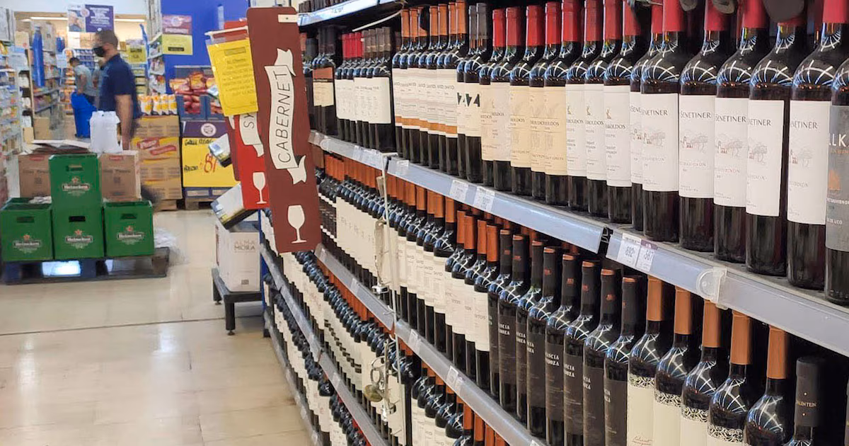 La senadora Nerina Neumann sostuvo que los municipios deban tener normas complementarias para el horario de venta de alcohol.