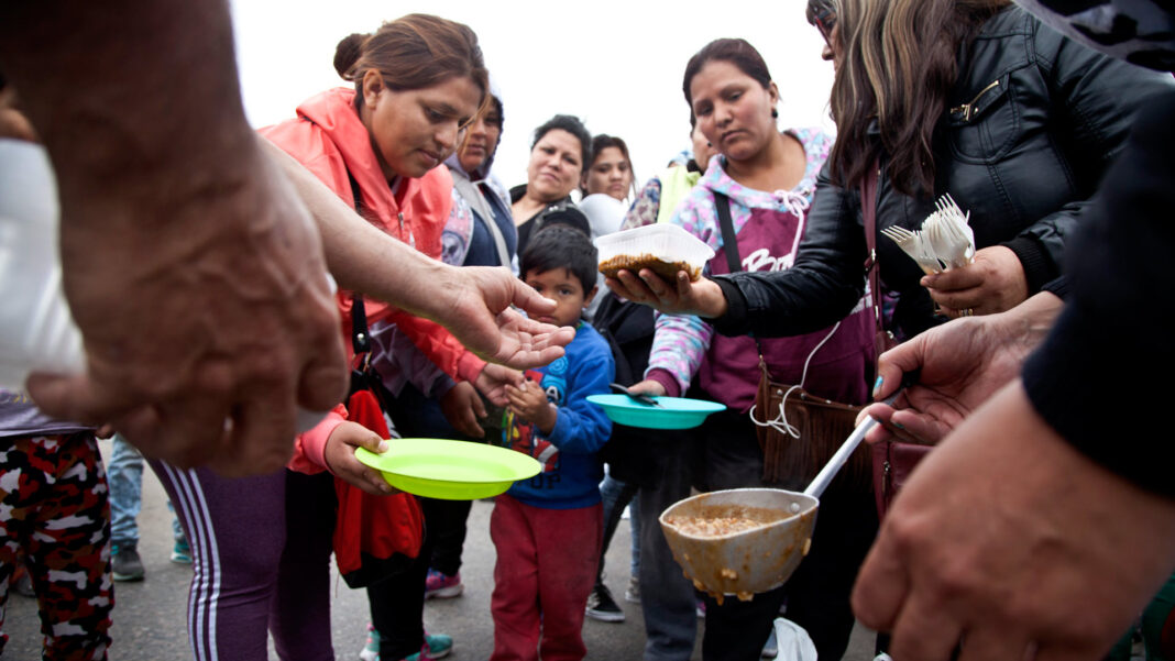 Un reciente estudio del ISEPCi advirtió que el 40,5% de los niños y adolescentes atraviesan problemas de nutrición en Argentina. Todos los detalles.