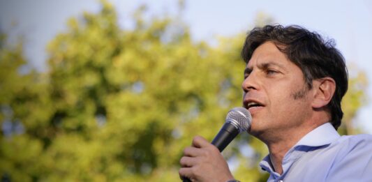 Kicillof se dirigió a su militancia y los llamó a gestionar las herramientas necesarias para alcanzar con su mensaje en toda la provincia.