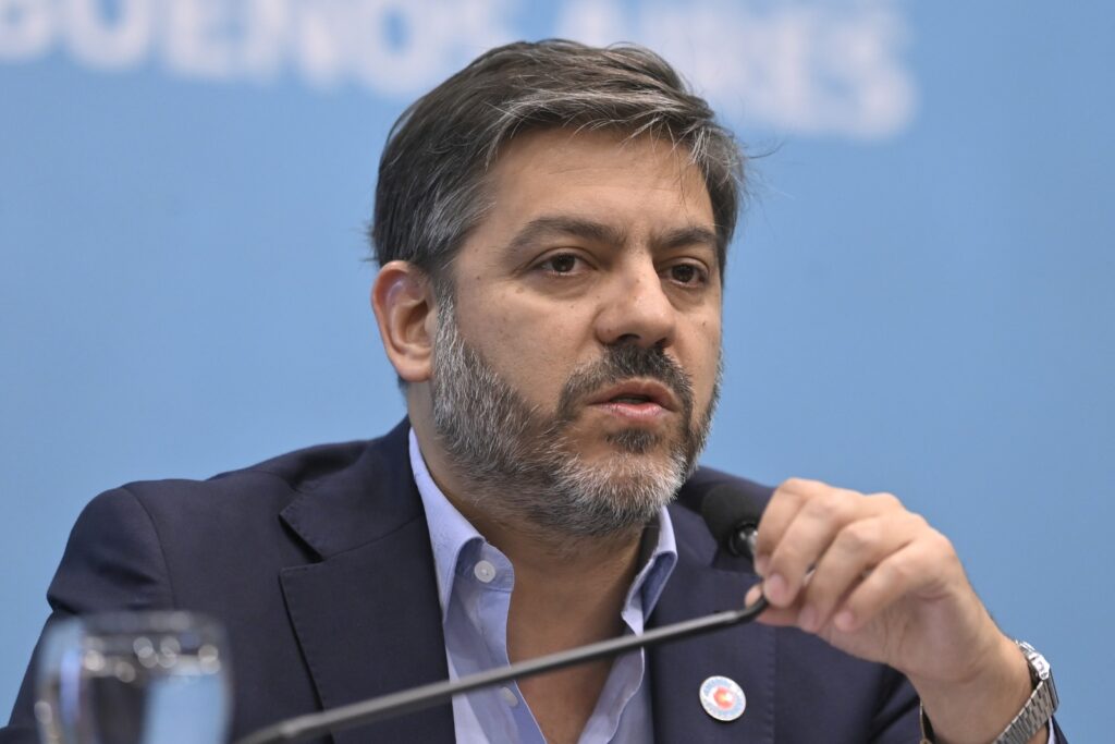Carlos Bianco le pidió ayuda a la oposición para aprobar el Presupuesto 2025 y advirtió que Kicillof lo necesita para la obra pública.