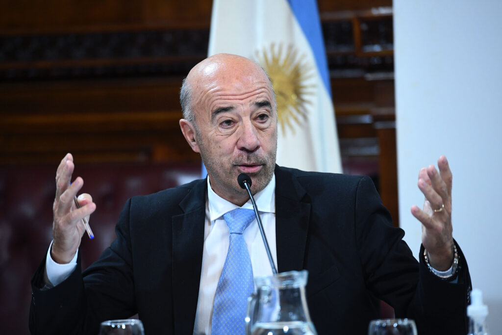 Según el Ministerio que comanda Bullrich, Laborde intervino en el caso sin la debida autorización oficial. 