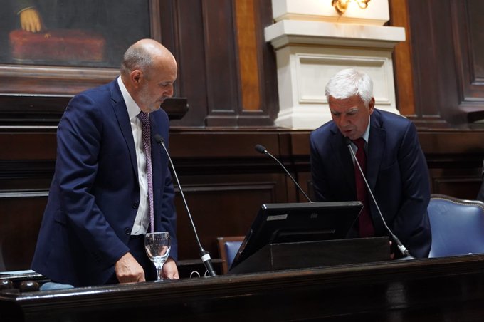 Alejandro Dichiara le cedió el liderazgo de la Cámara de Diputados bonaerense a Alexis Guerrera.