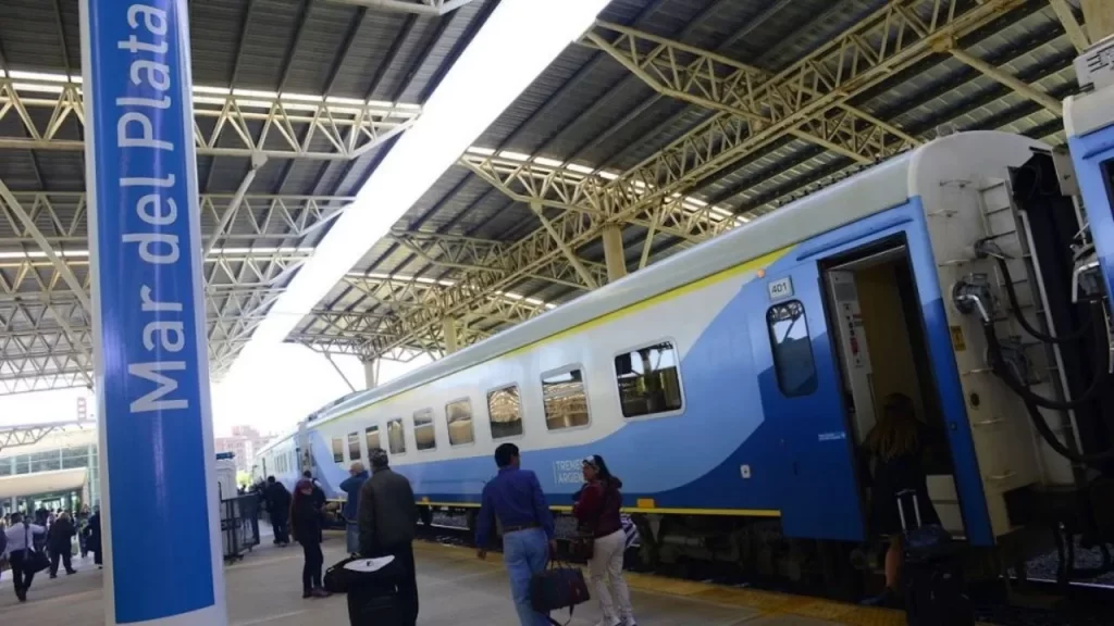 La disponibilidad de pasajes del tren a Mar del Plata hasta el 4 de marzo es del 10%.