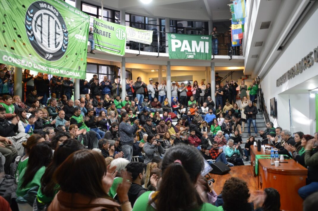 Fracasó la paritaria nacional, y la Asociación de Trabajadores del Estado (ATE) denunció que el Gobierno nacional de Javier Milei “busca dilatar los tiempos”.