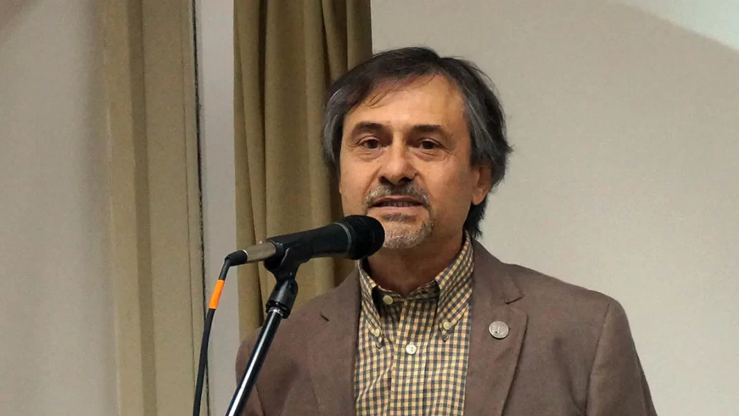 A pesar de la incertidumbre económica y política, el Colegio de Veterinarios alcanzó sus metas sin desajustes financieros, según su presidente Osvaldo Rinaldi.