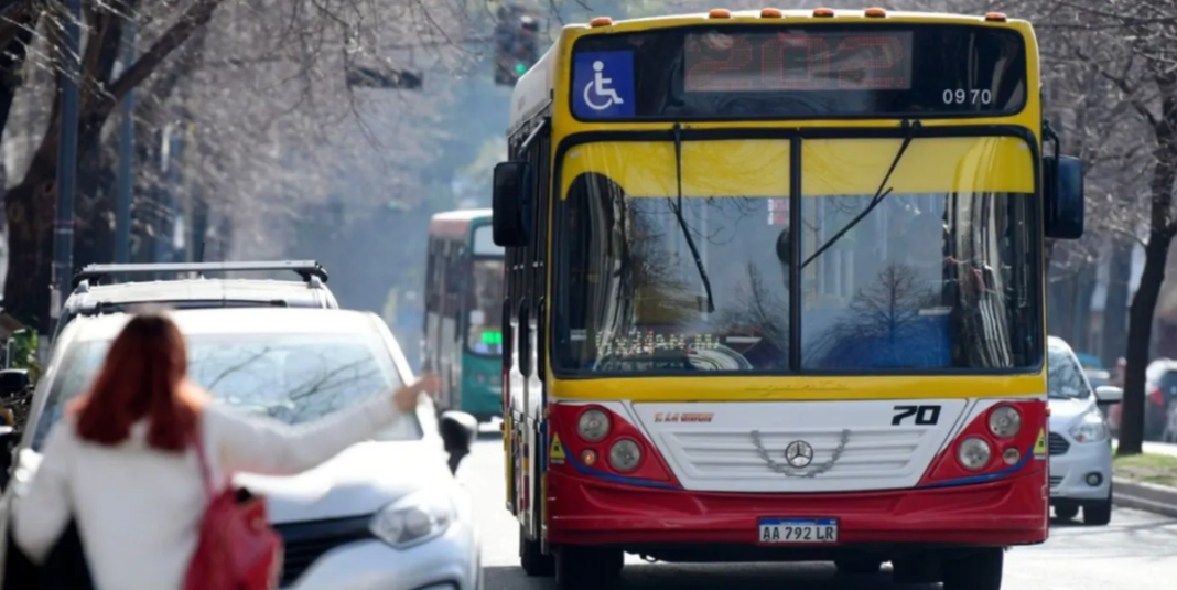 El transporte bonaerense está en alerta y le pide a Franco Mogetta urgente una reunión para no peligrar el servicio.