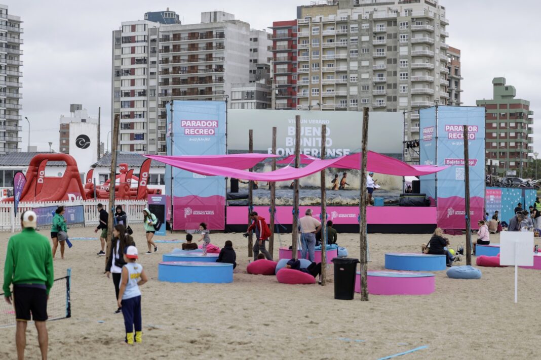 El Gobierno bonaerense inauguró dos nuevos paradores Recreo en las localidades de Villa Gesell y Miramar.