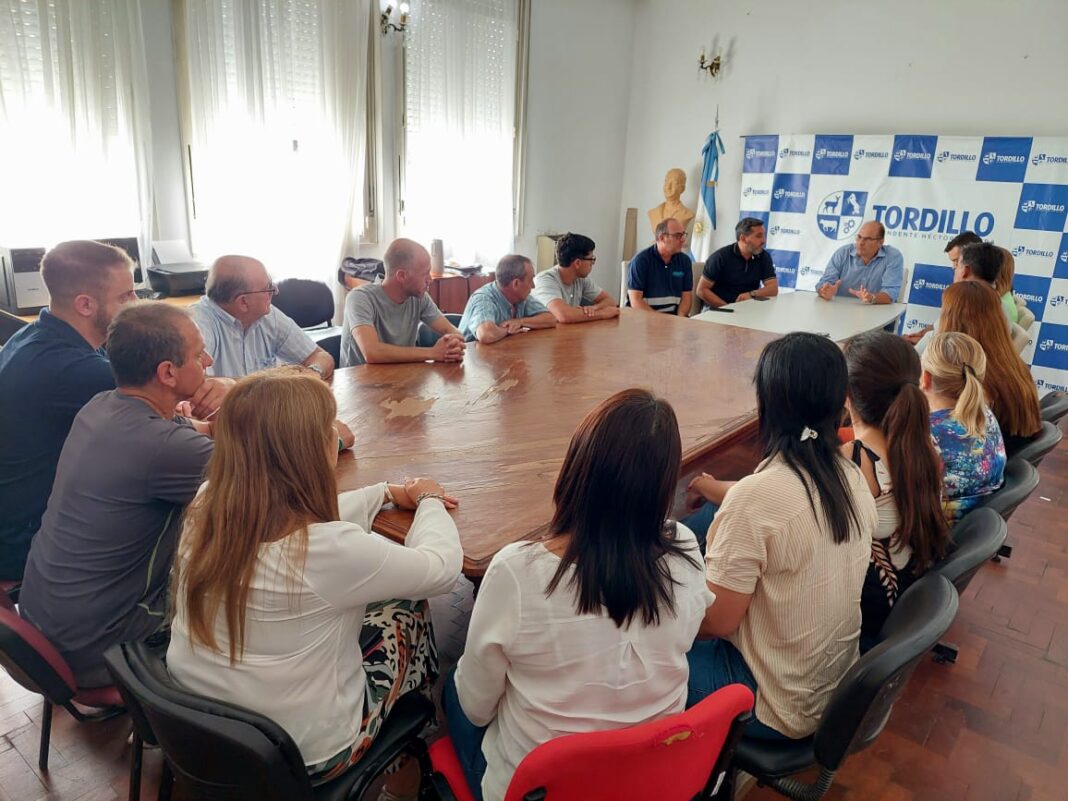 El intendente de Tordillo, Héctor Olivera, volvió a la Municipalidad tras tres años de licencia. Esta semana oficializó la nueva etapa con una reunión de gabinete.