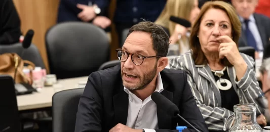 La Coalición Cívica presentó un proyecto en Diputados que repudia la decisión del gobierno de Milei de prorrogar el Fondo del Turismo por decreto.