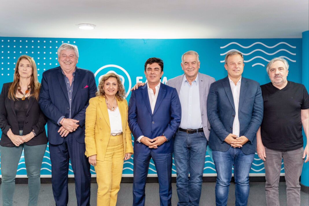 FAM intendentes caputo La Federación Argentina de Municipios (FAM) tildó de anticonstitucional la regulación de tasas municipales impulsada por Caputo.