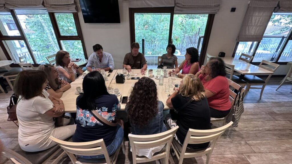 La semana pasada Diego Garciarena y Fernando Rovello recibieron a afiliados del IOMA en Mar del Plata para explicarles lo que conllevaría la autarquía de la obra social.