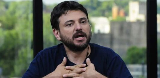 El dirigente social Juan Grabois mantuvo un fuerte cruce con el intendente PRO de Mar del Plata, Guillermo Montenegro, por la polémica con los trapitos.