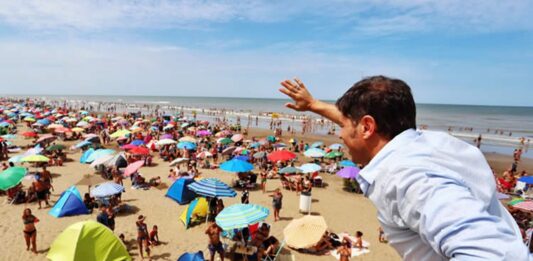 El gobernador Axel Kicillof tendrá en enero y en febrero una batería de viajes a distritos del peronismo, en los que se hará eco de la temporada de verano.