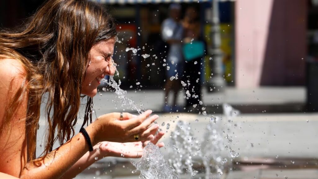 El Servicio Meteorológico Nacional (SMN) marcó el inicio de la segunda ola de calor del año.