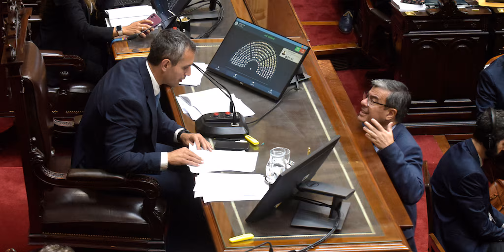 Congreso: Germán Martínez le reclamó al titular de la Cámara baja la conformación de varias comisiones bicamerales.