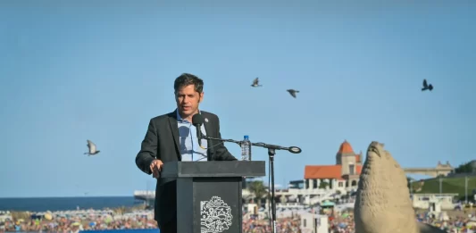 Axel Kicillof prepara un acto clave en Mar del Plata para reforzar su liderazgo en el peronismo y enfrentar las tensiones con La Cámpora.