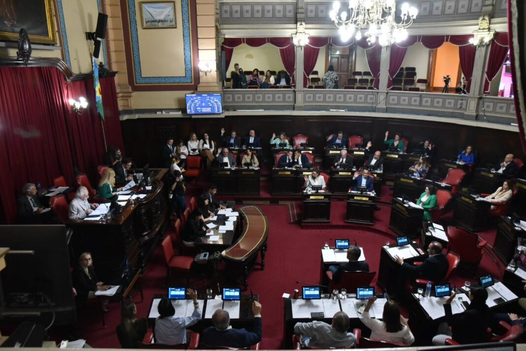Las obras en el Senado bonaerense, presidido por Verónica Magario, abre un nuevo interrogante sobre la posibilidad de que el oficialismo convoque a sesiones extraordinarias.
